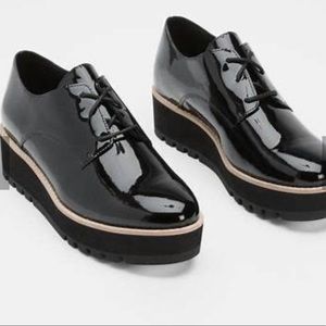 Eileen Fisher Eddie patent platform pump